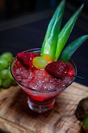 Oz Hotels Side Premium