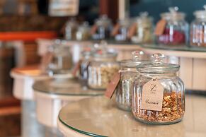 Oz Hotels Side Premium