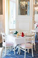 Oz Hotels Side Premium