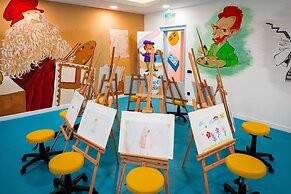 Oz Hotels Side Premium