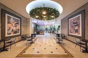 Oz Hotels Side Premium