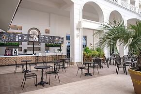 Oz Hotels Side Premium