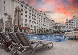 Oz Hotels Side Premium