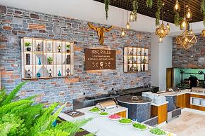 Oz Hotels Side Premium