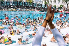 Oz Hotels Side Premium