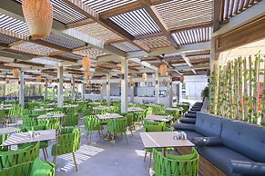 Oz Hotels Side Premium