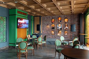 Oz Hotels Side Premium