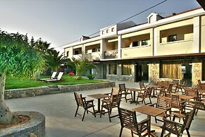 Dias Luxury Studios & Apartments