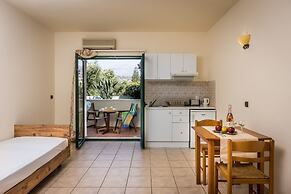 Dias Luxury Studios & Apartments