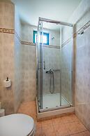 Dias Luxury Studios & Apartments