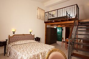 Dias Luxury Studios & Apartments