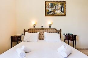 Dias Luxury Studios & Apartments