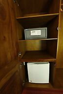 Catamaran Beach Hotel