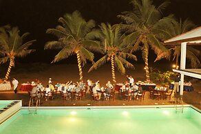 Catamaran Beach Hotel