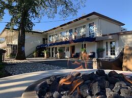 Golden Haven Hot Springs