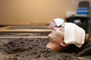 Golden Haven Hot Springs