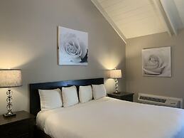 Golden Haven Hot Springs