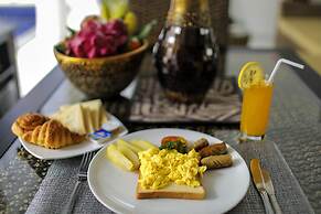 Blue Marlin Legian Villa