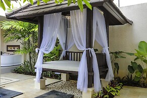 Blue Marlin Legian Villa