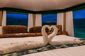 Canvas and Orchids Retreat