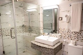 Golden Tulip Dar Es Salaam City Center Hotel