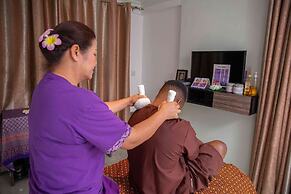 Golden Tulip Dar Es Salaam City Center Hotel