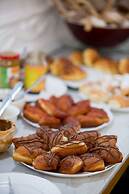 Golden Tulip Dar Es Salaam City Center Hotel