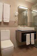 Golden Tulip Dar Es Salaam City Center Hotel