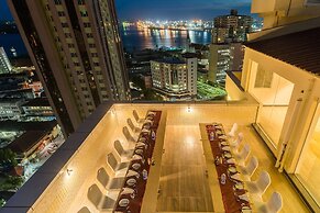 Golden Tulip Dar Es Salaam City Center Hotel