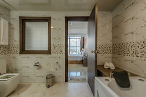 Golden Tulip Dar Es Salaam City Center Hotel