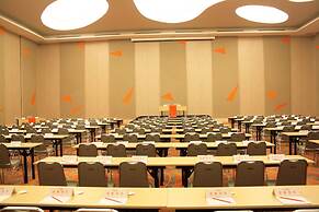 HARRIS Hotel & Conventions Ciumbuleuit Bandung