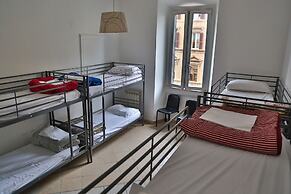M&J Place Hostel Rome