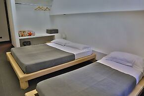 M&J Place Hostel Rome