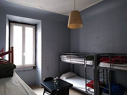 M&J Place Hostel Rome