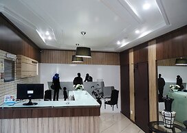 La Fontaine Residencial Aparthotel