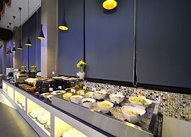 Tsun Huang Hotel