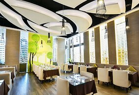Tsun Huang Hotel