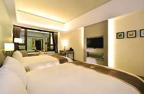 Tsun Huang Hotel