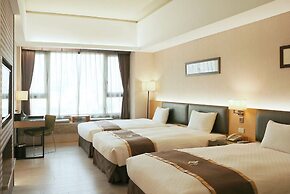 Tsun Huang Hotel