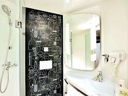 ibis Shanghai New Hongqiao