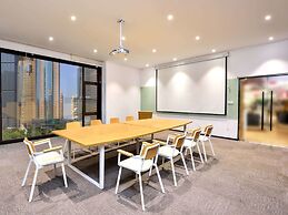 ibis Shanghai New Hongqiao