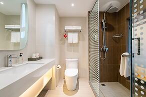 ibis Dalian Airport Huabei Road Hotel