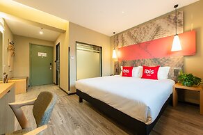 ibis Dalian Airport Huabei Road Hotel