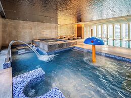 Grand Mercure Yichang Waitan