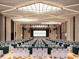 Grand Mercure Yichang Waitan