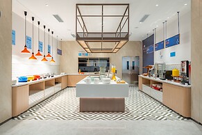 Holiday Inn Express Chengdu Tianfu Square by IHG