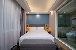 Holiday Inn Express Chengdu Tianfu Square by IHG