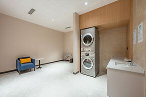 Holiday Inn Express Chengdu Tianfu Square by IHG