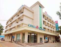 Jinjiang Inn Dezhou Train Station