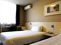 Jinjiang Inn Dezhou Train Station